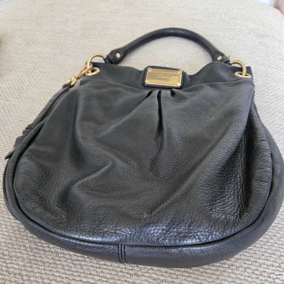 Marc Jacob Leather Satchel black handle or cross body. Gold accent - Picture 12 of 16